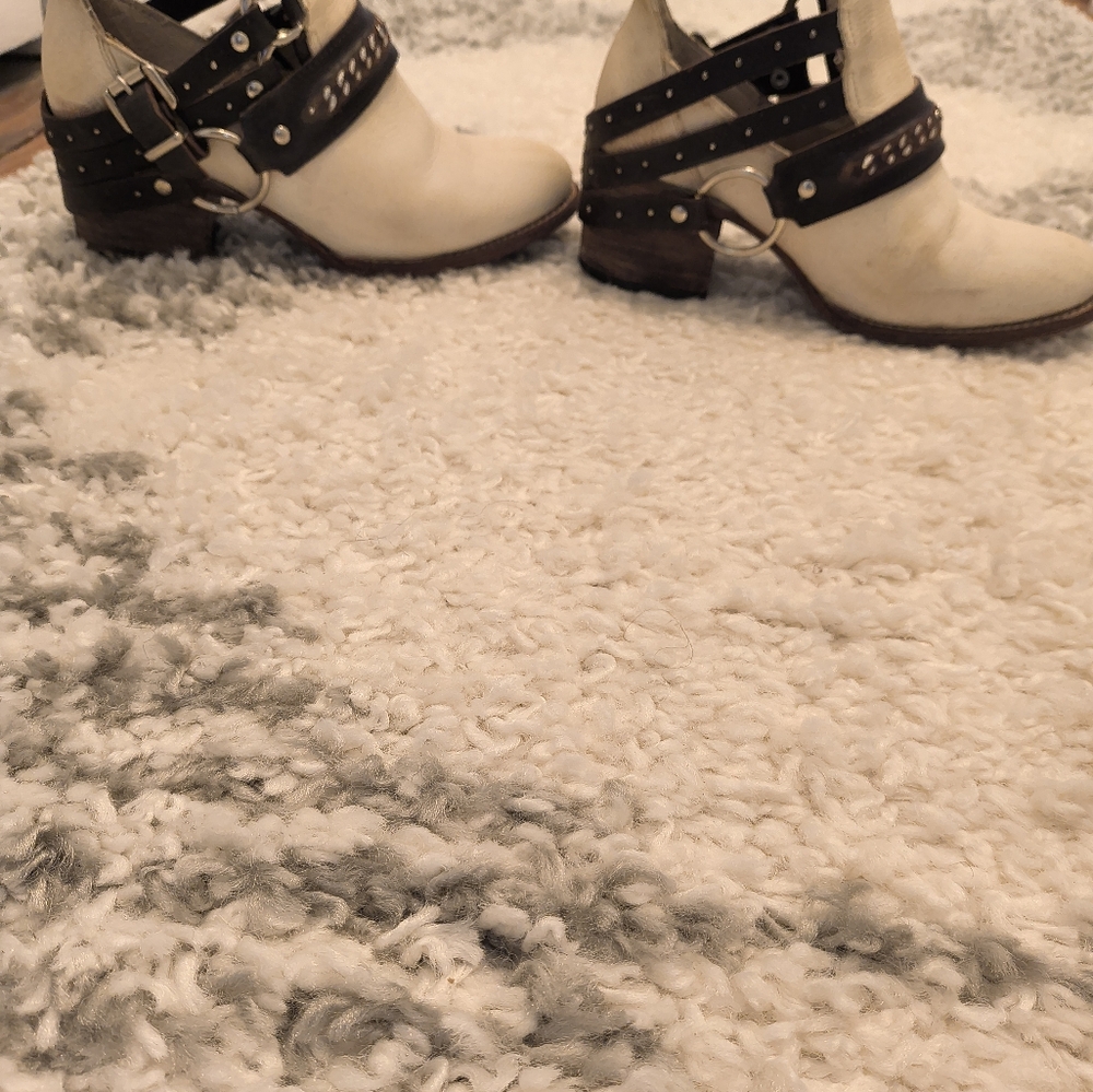 FREEBIRD booties